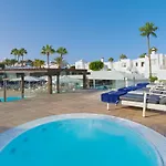 Boutique H10 White - Adults Only Hotel