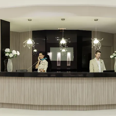 Boutique H10 White - Adults Only 4*