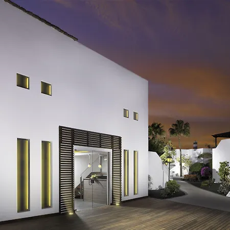 Boutique H10 White - Adults Only