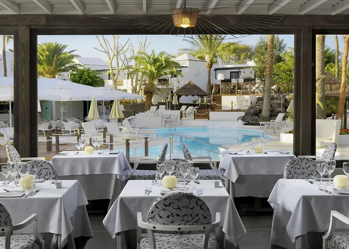 Boutique H10 White - Adults Only