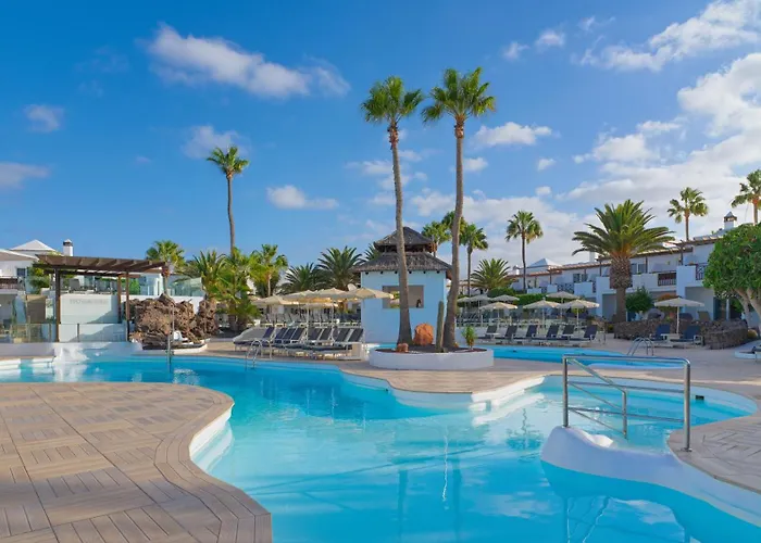 Boutique H10 White - Adults Only